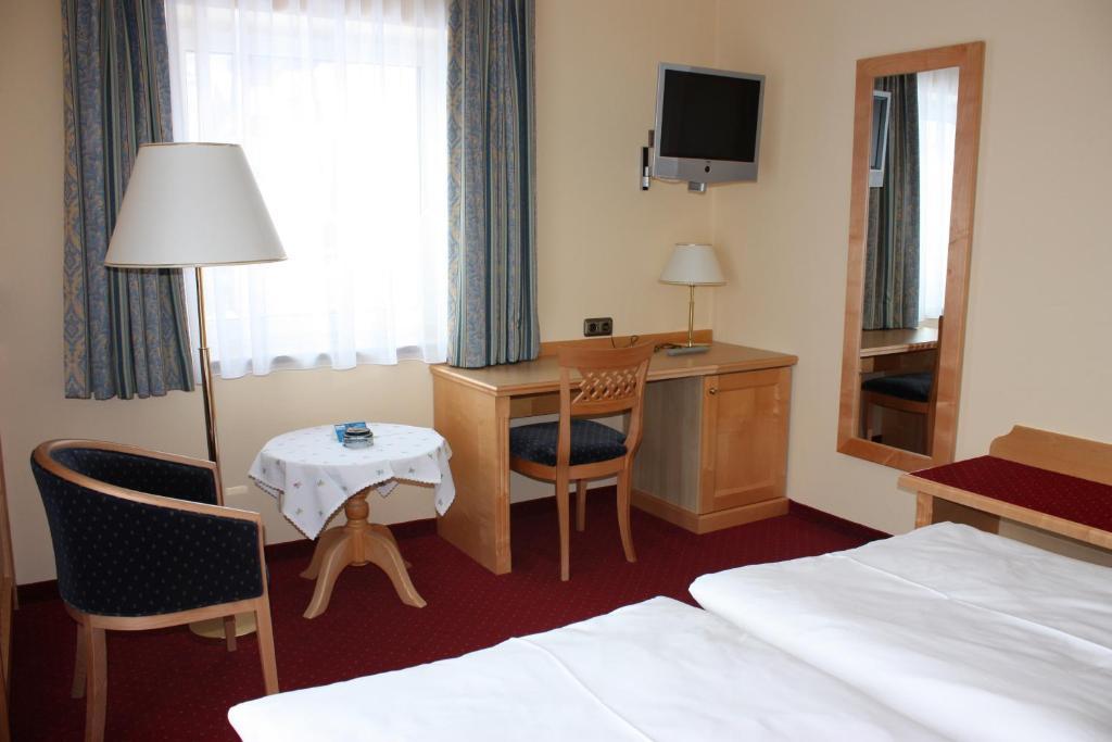 Hotel Tauernblick - Thermenhotels Gastein باد هوفغاستين الغرفة الصورة