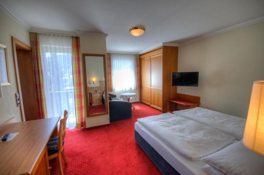 Hotel Tauernblick - Thermenhotels Gastein باد هوفغاستين الغرفة الصورة